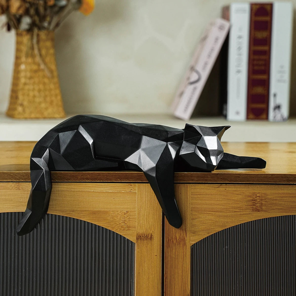 Estátua de Gato Branco / Preto Geométrica - Macasishop