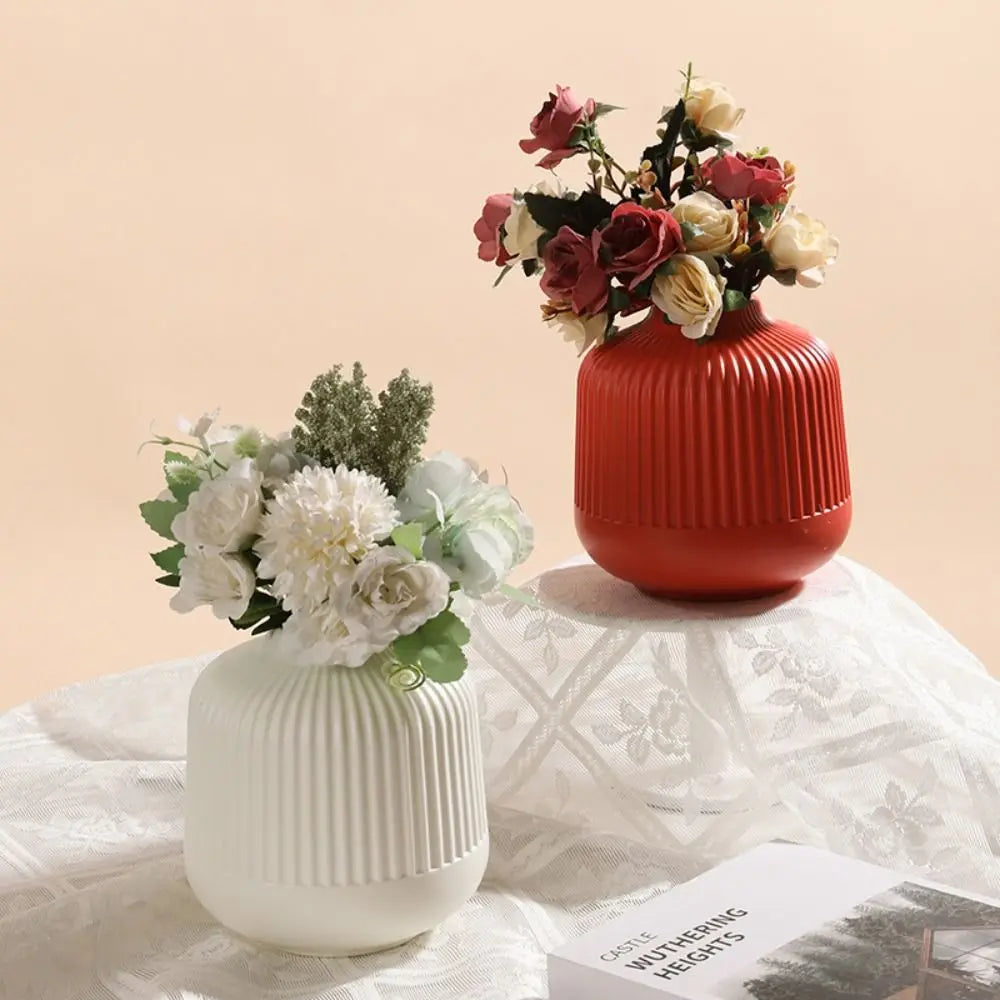 Vaso Nórdico de Cerâmica Imitação - Elegância Atemporal