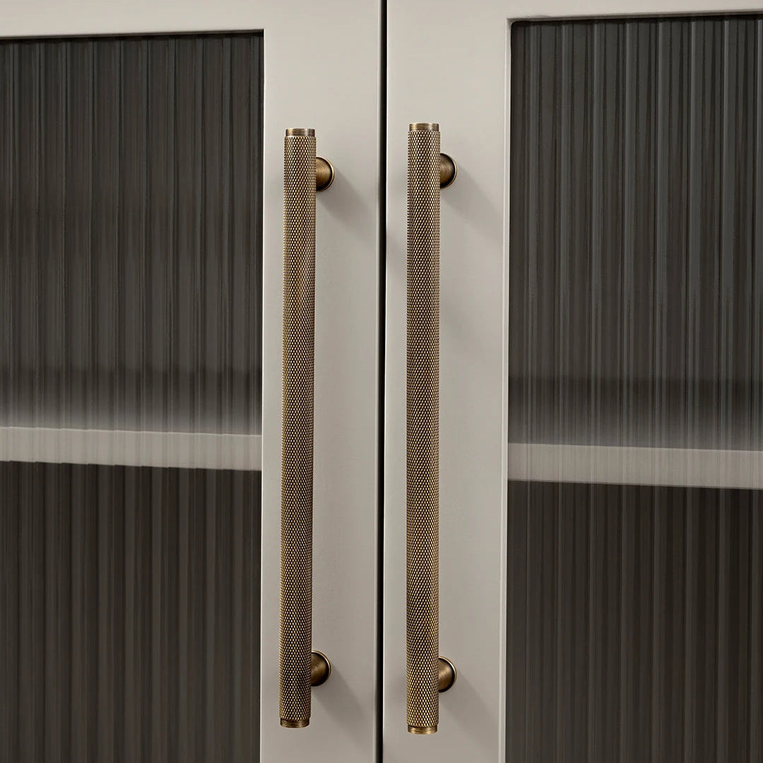 Puxadores de Bronze com Padrão Knurl Elegantes para Móveis