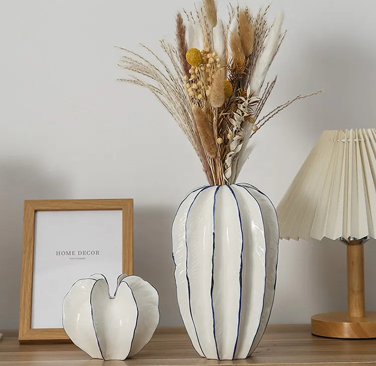 Vaso de Cerâmica Carambola: Elegância para Sua Decoração
