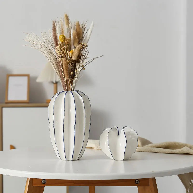 Vaso de Cerâmica Carambola: Elegância para Sua Decoração