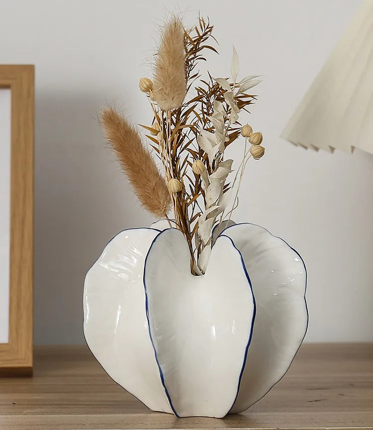 Vaso de Cerâmica Carambola: Elegância para Sua Decoração