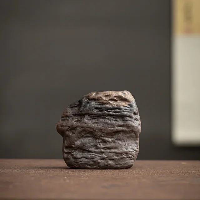 Vasos Cerâmicos Artesanais Minimalistas de Estilo Antigo