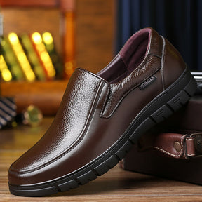 2023 Men's Genuine Leather Shoes 38-46 Head Leather Soft Anti-slip Rubber Loafers Shoes Man Casual Real Leather Shoes