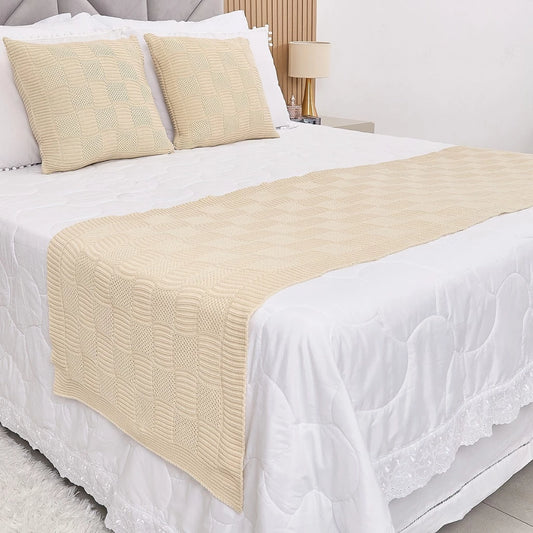 Kit Manta / Peseira Tricot Quadriculado + 2 Capas de Almofadas – Sofisticação e Conforto
