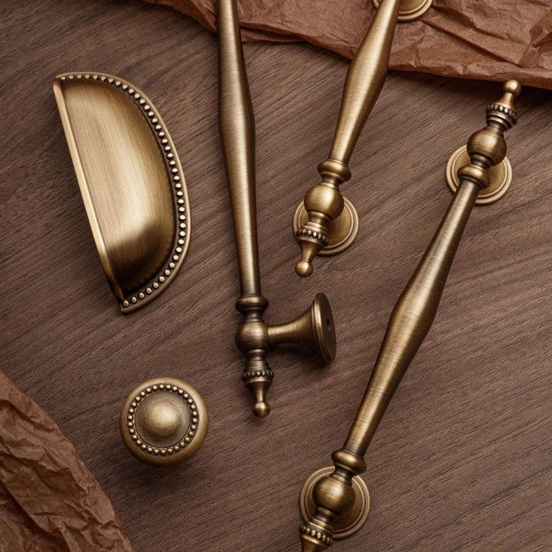 Puxadores de Bronze Antigo para Armário - Elegância e Sofisticação