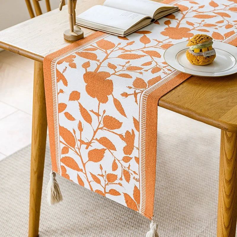 Caminho de Mesa de Luxo com Borlas - Elegância Floral para Sua Casa