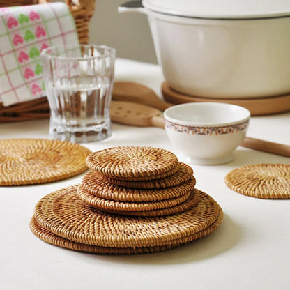 Conjunto de Porta-Copos de Rattan Elegante - 6 Peças