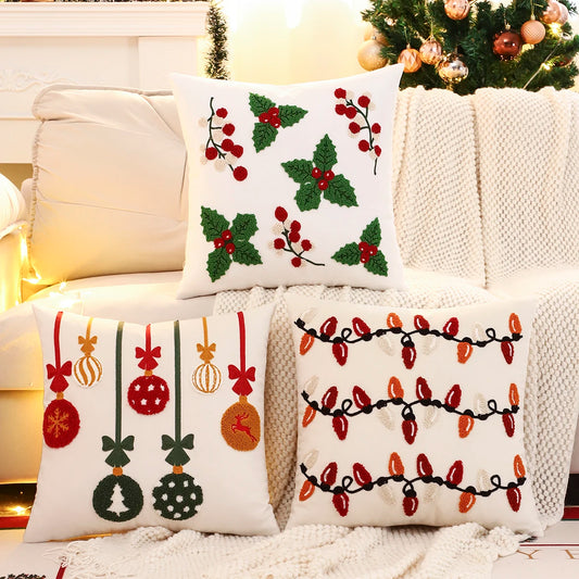 Capa de Almofada Natalina em Veludo Bordado – Elegância e Conforto