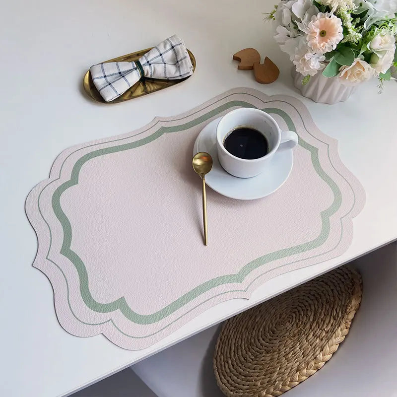 Esteira de mesa de couro leve retro, decoração de cozinha de luxo, comida ocidental romântica, isolamento térmico