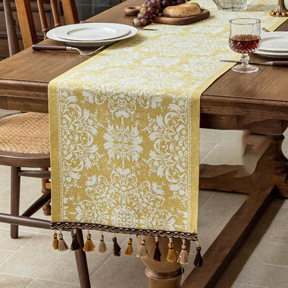 Caminho de Mesa de Luxo com Borlas - Elegância Floral para Sua Casa