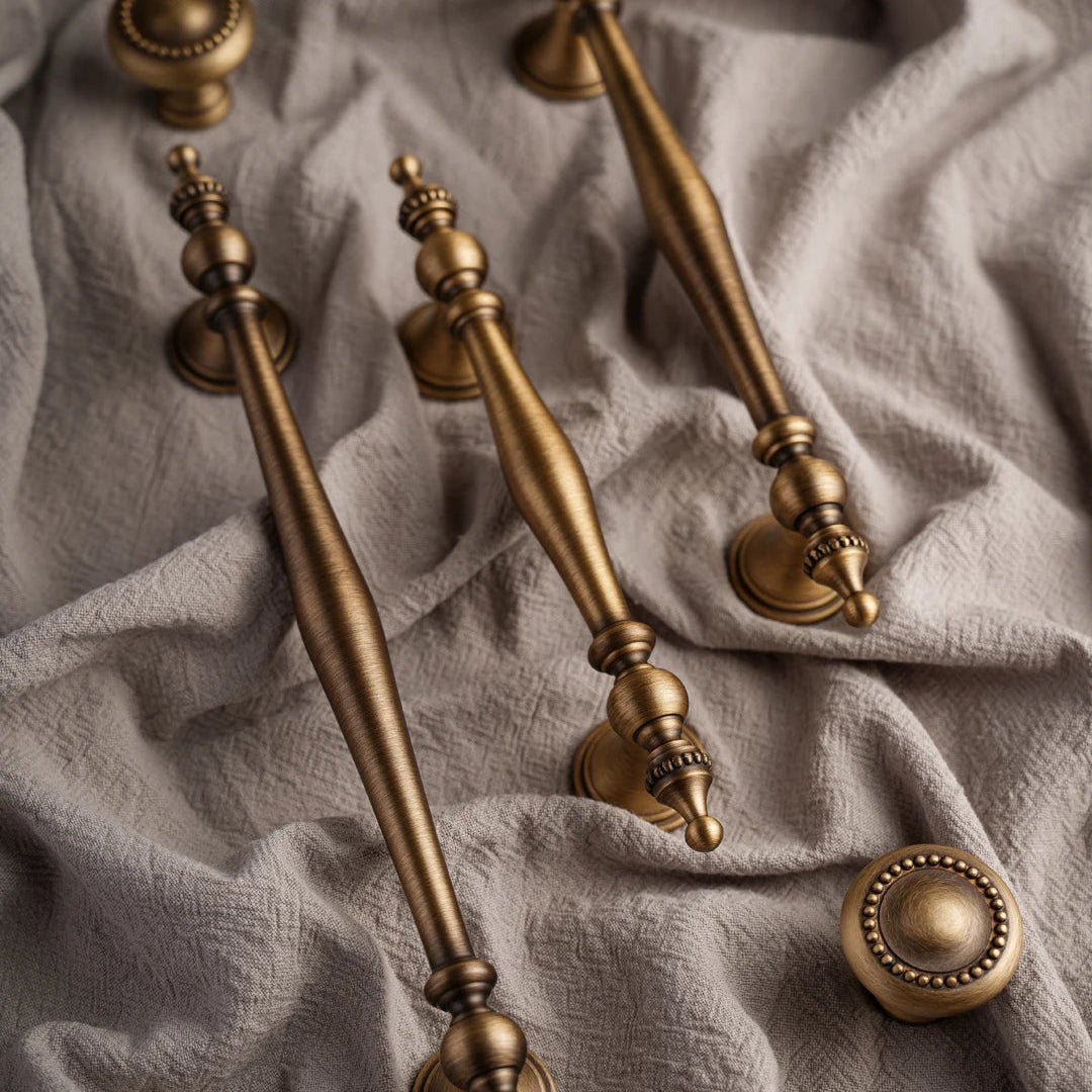 Puxadores de Bronze Antigo para Armário - Elegância e Sofisticação