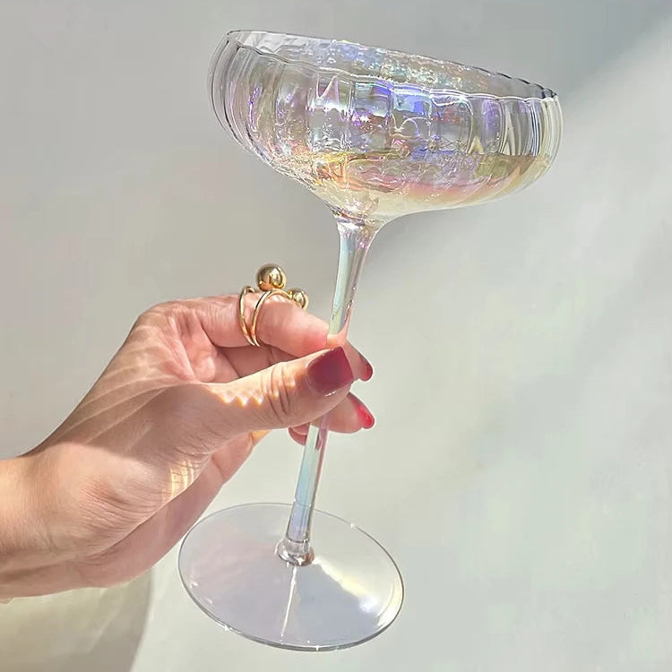 Taça de Cristal Furta-cor para Vinho e Champanhe