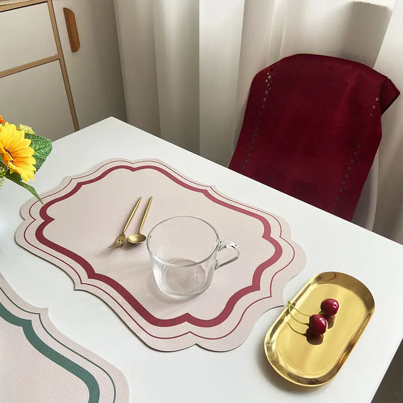 Esteira de mesa de couro leve retro, decoração de cozinha de luxo, comida ocidental romântica, isolamento térmico