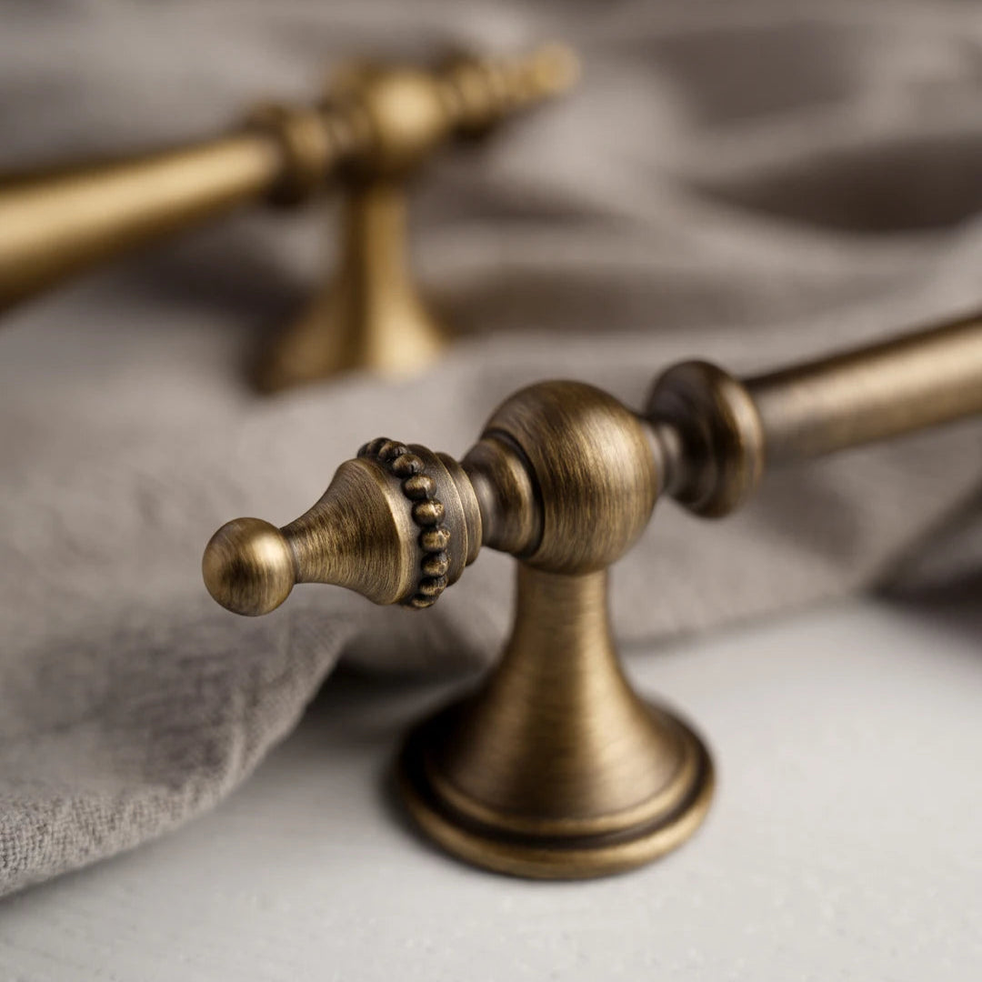 Puxadores de Bronze Antigo para Armário - Elegância e Sofisticação