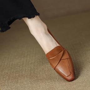 Women Oxford Shoes Square Toe Boat Shoes for Woman Pumps Pleated Slip on Mid Heels Office Ladies Shoes Grain Chunky Heels 9951N