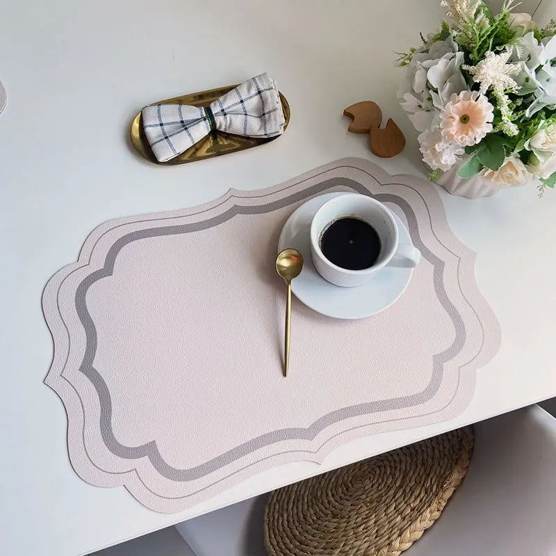 Esteira de mesa de couro leve retro, decoração de cozinha de luxo, comida ocidental romântica, isolamento térmico