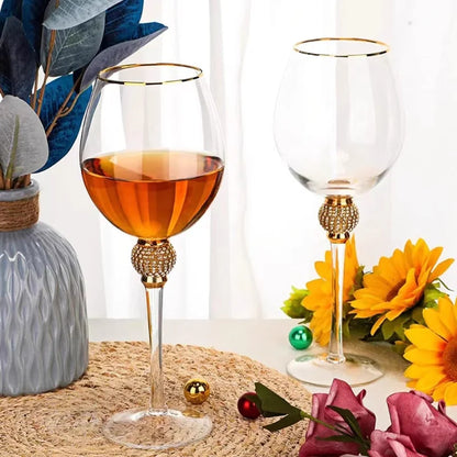 Taças de Cristal Luxo com Borda Dourada e Acabamento Diamante